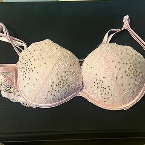 Victoria’s Secret Pink Lace Embellished Push-Up Bra (36B) ✨NEW